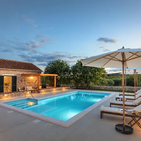 Di Perla By Interhome Примоштен