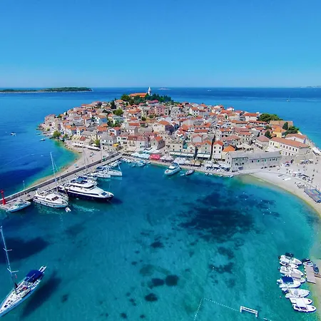 Vakantiehuis Di Perla By Interhome Primošten