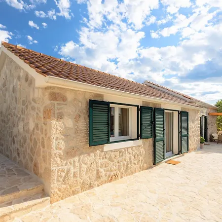 Di Perla By Interhome Primošten