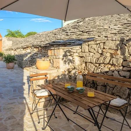 Di Perla By Interhome